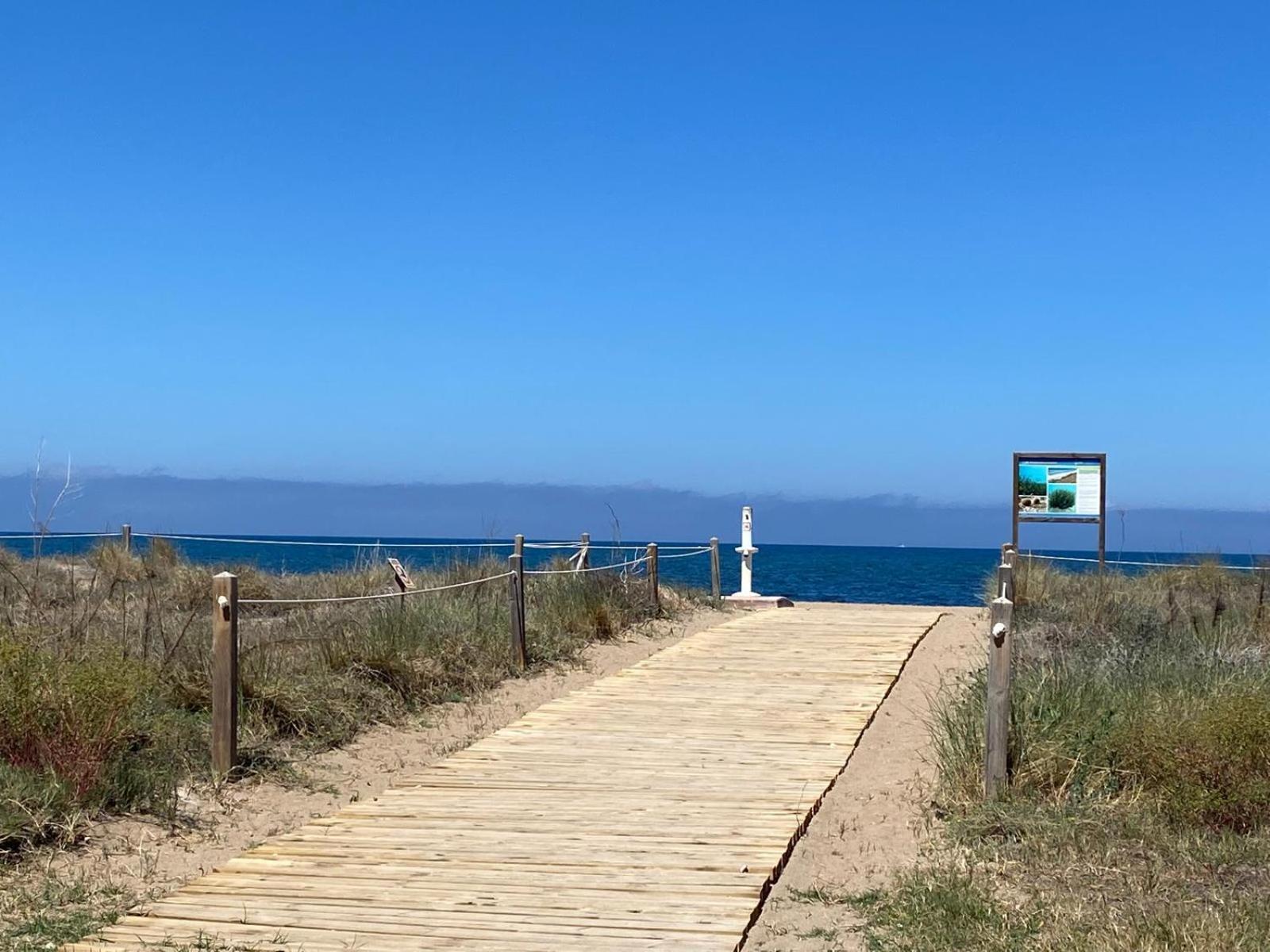 Piso Nuevo Primera Linea A Pie De Playa Dénia Exterior foto